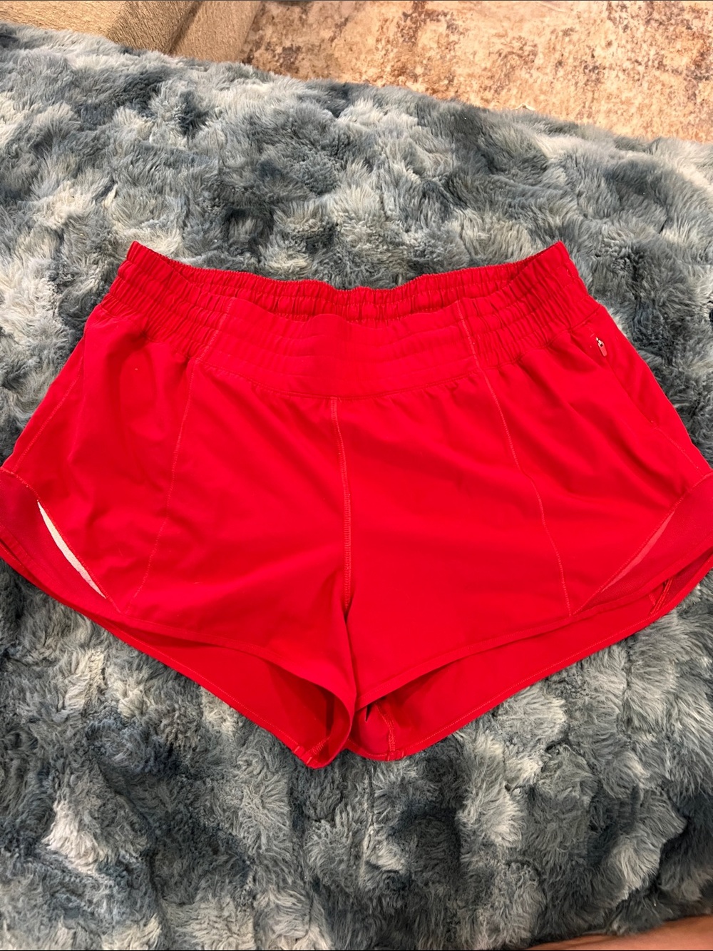 lululemon hotty hot 2.5” Bright Red Women's Running Shorts
